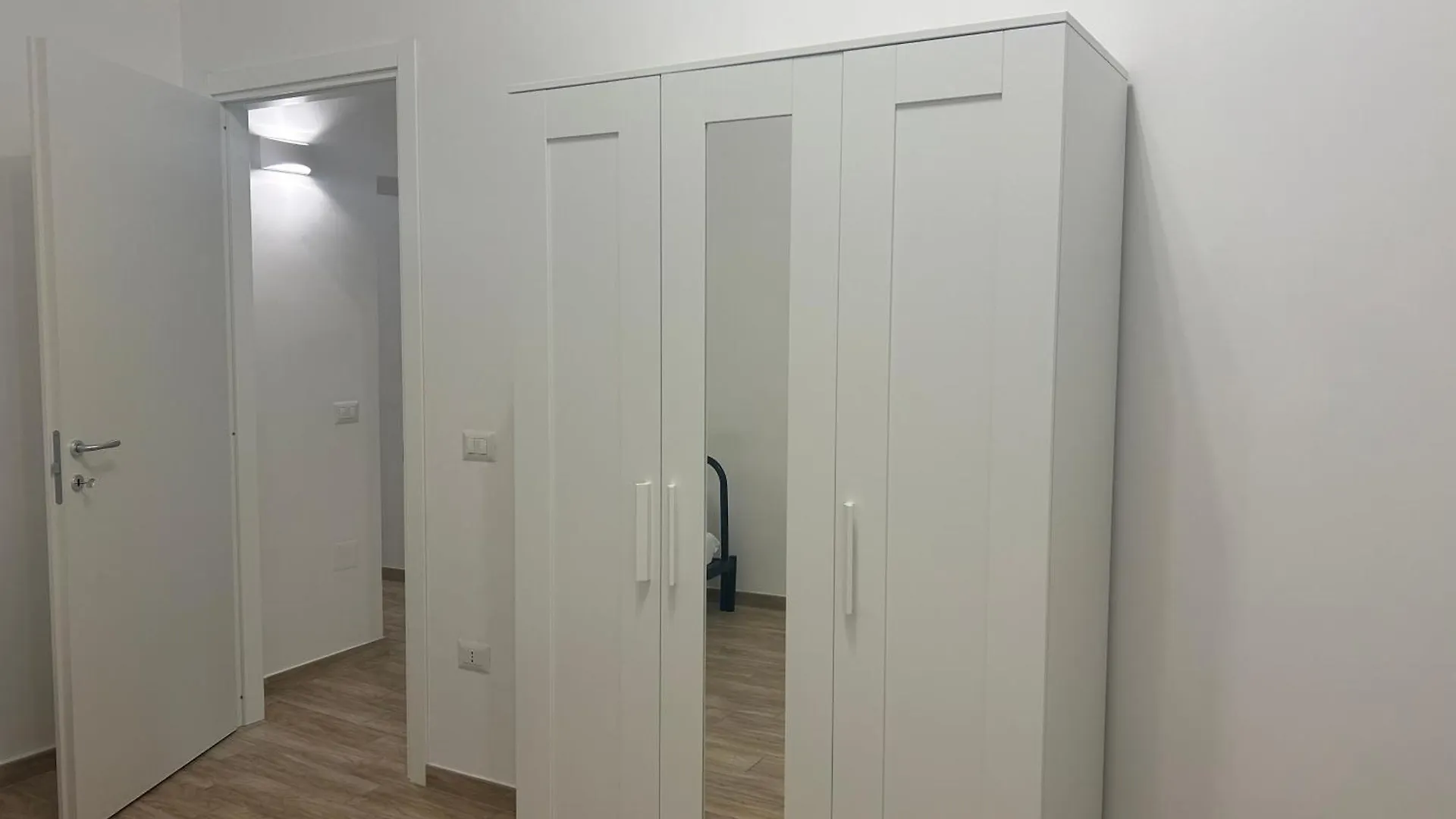 La Suite Di Peppe Al Centro Storico Naples Holiday home