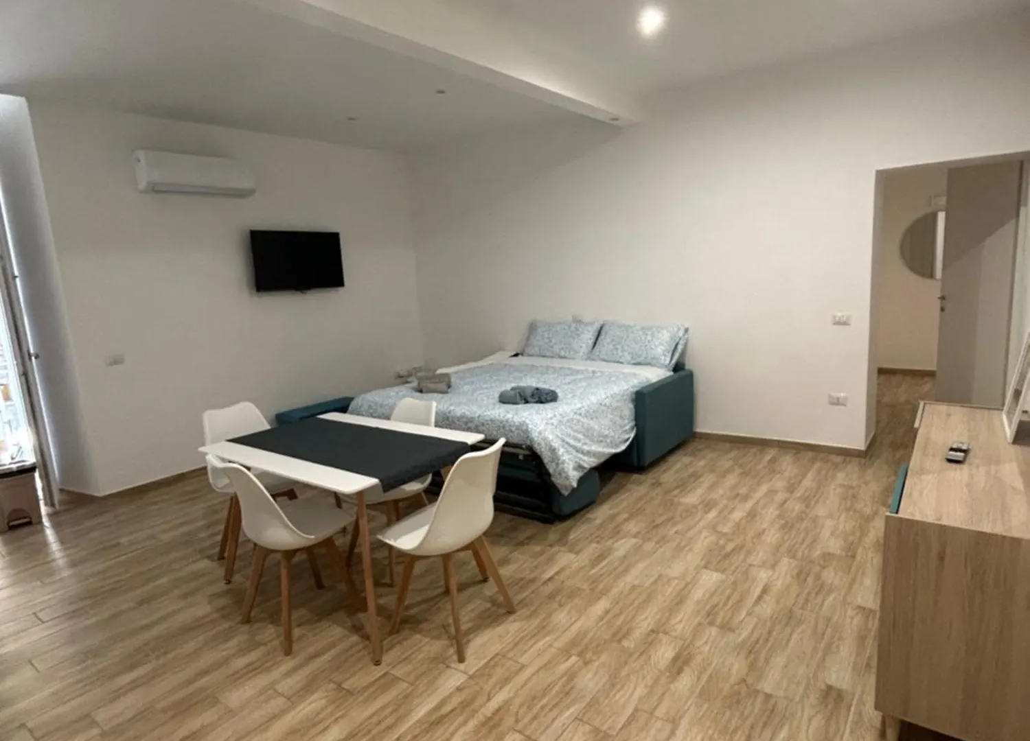 La Suite Di Peppe Al Centro Storico Naples Holiday home